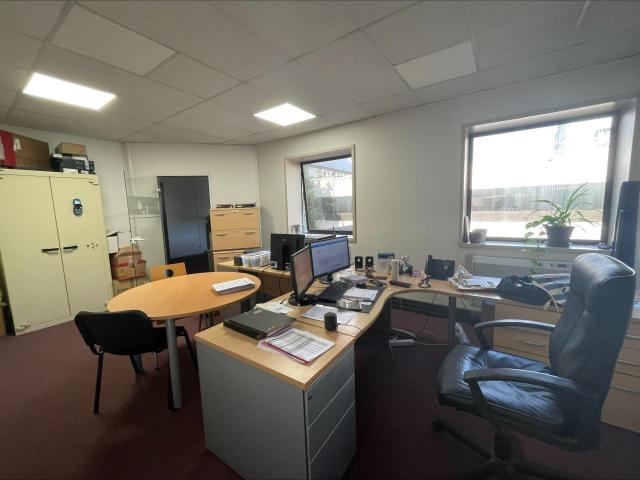 Bureau location à La Montjoie, Saint-Denis