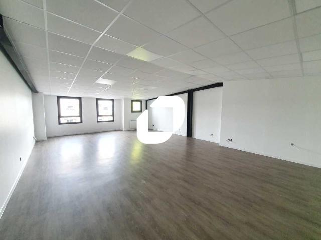 Local Commercial location à Torcy, Lagny-sur-marne