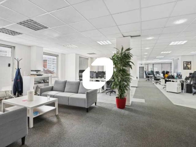 Bureau location à Levallois-perret
