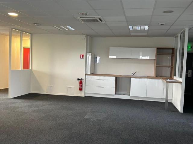 Bureau location à Bordeaux, Lormont
