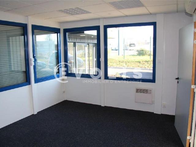 Local Commercial location à Palaiseau, Marcoussis