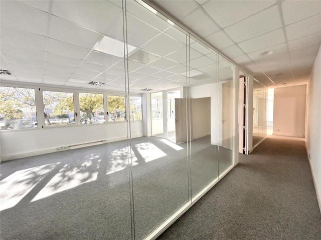 Bureau location à Bordeaux, Mérignac
