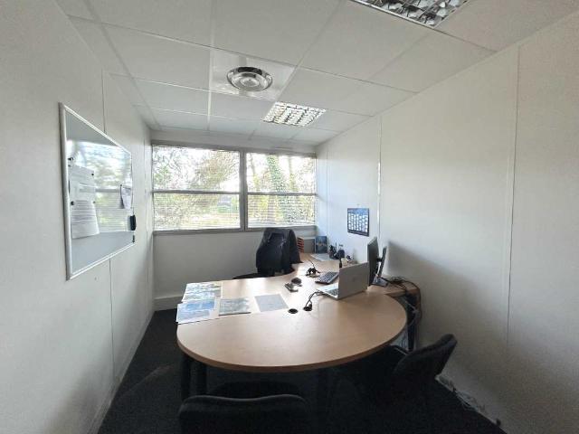 Bureau location à Bordeaux, Mérignac