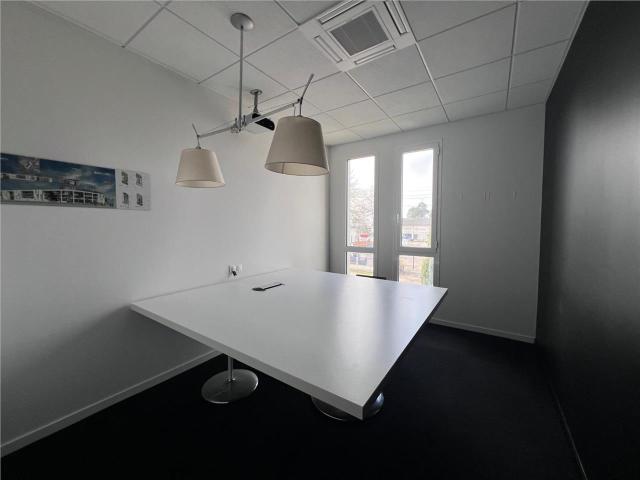 Bureau location à Bordeaux, Mérignac