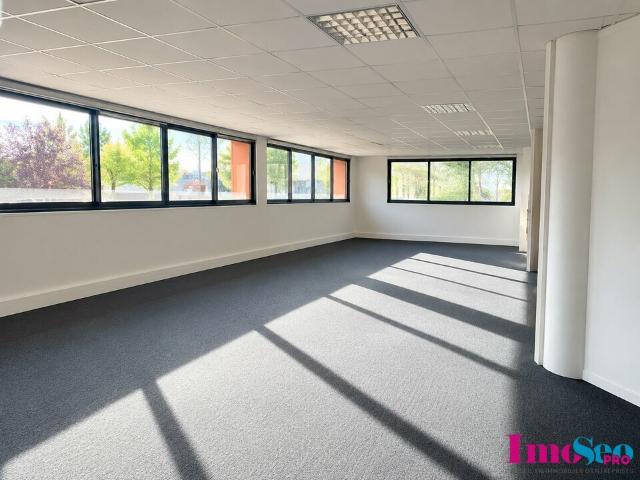Bureau location à Bordeaux, Mérignac
