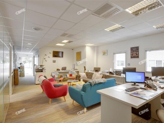 Bureau location à Bordeaux, Mérignac