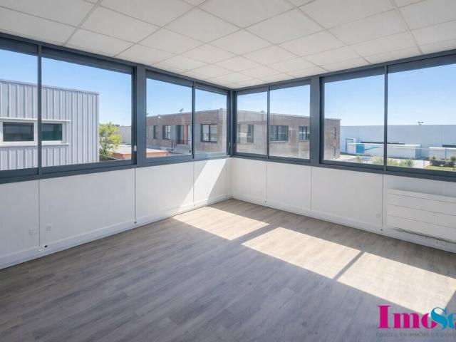 Bureau location à Bordeaux, Mérignac