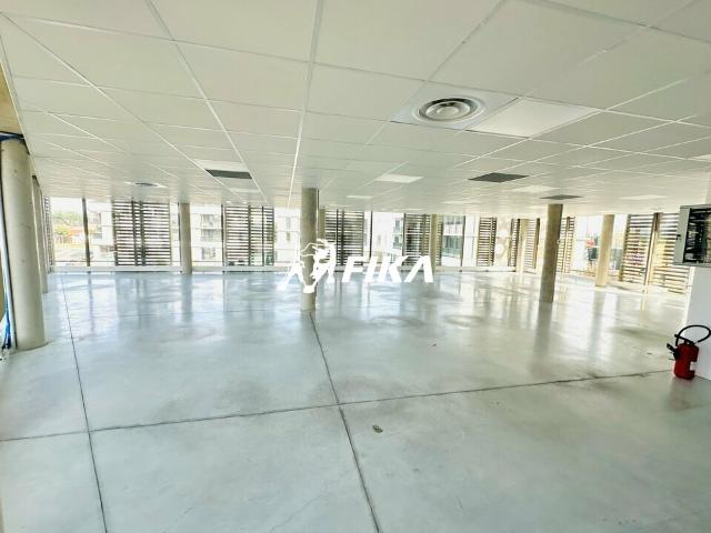 Bureau location à Bordeaux, Mérignac