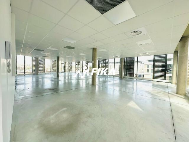 Bureau location à Bordeaux, Mérignac