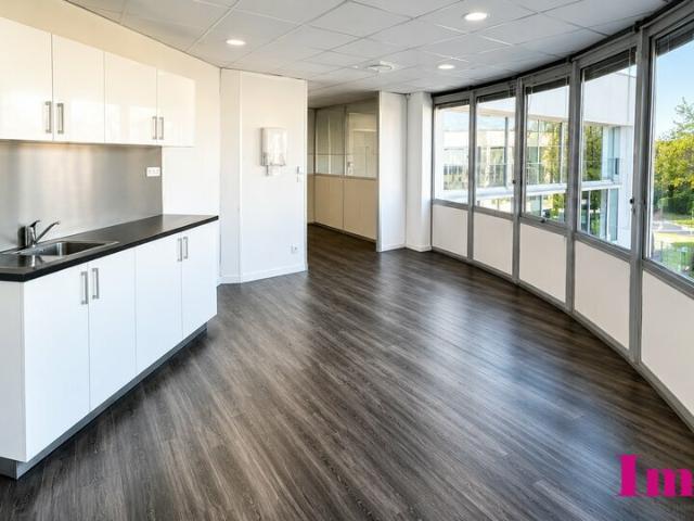 Bureau location à Bordeaux, Mérignac