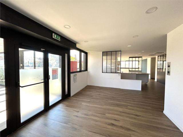 Bureau location à Bordeaux, Mérignac