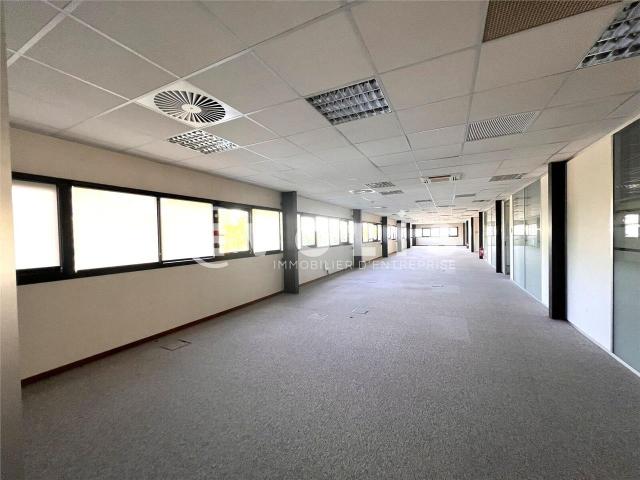 Bureau location à Bordeaux, Mérignac