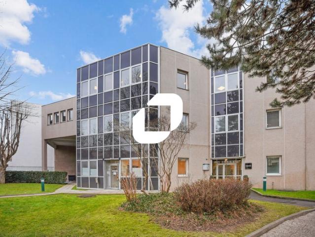 Bureau location à Nanterre