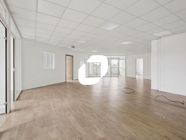 Bureau location à Nanterre