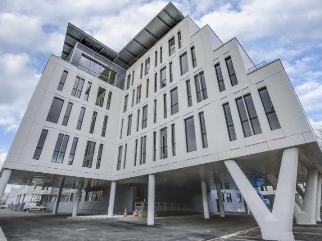 Bureau location à France métropolitaine, Nanterre