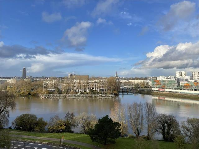 Bureau location à Nantes