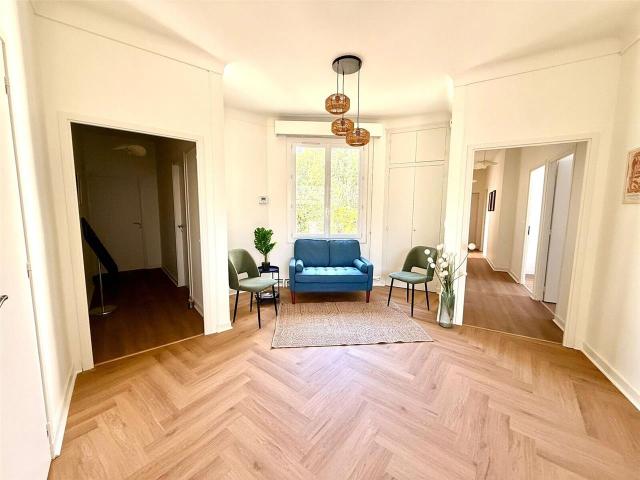 Bureau location à Rond-Point de Rennes, Nantes