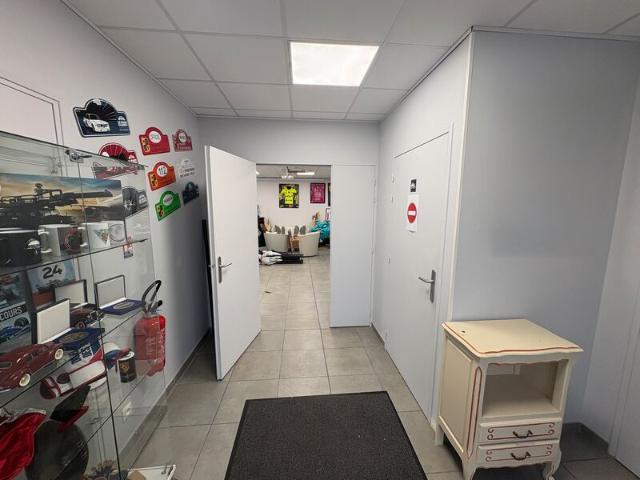 Bureau location à Z.A. des PROVINCES - Rue d'Artois, Olivet