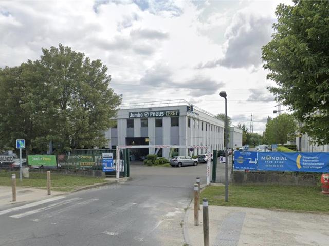 Bureau location à Osny