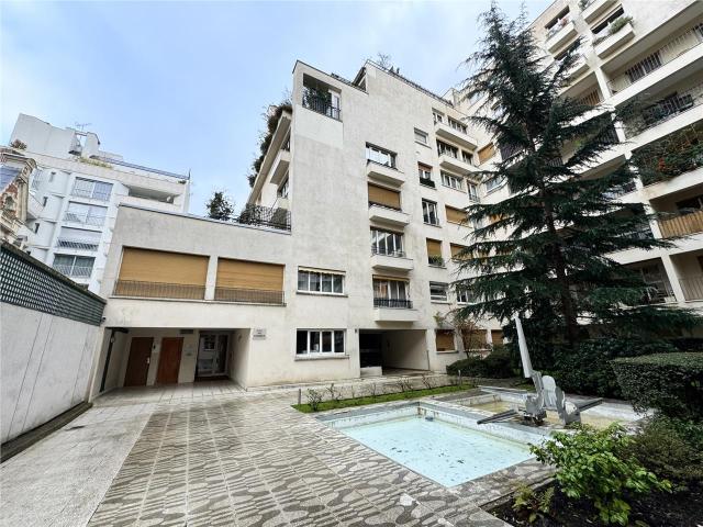 Bureau location à France métropolitaine, Martinique