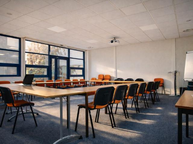 Bureau location à France métropolitaine, Martinique