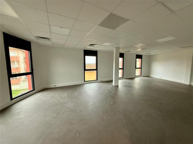 Bureau location à Bourg-en-Bresse, Péronnas