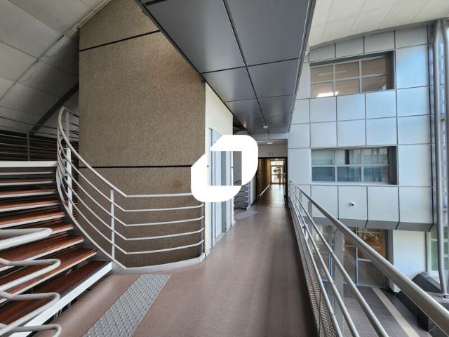 Bureau location à Saint-Exupéry, Poissy