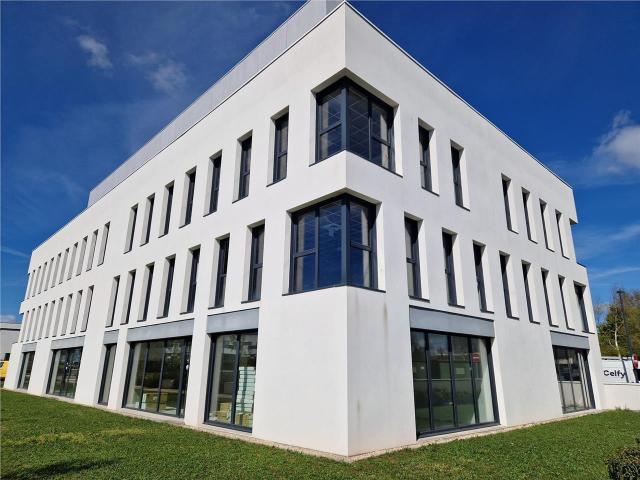 Bureau location à Caen, Saint-contest