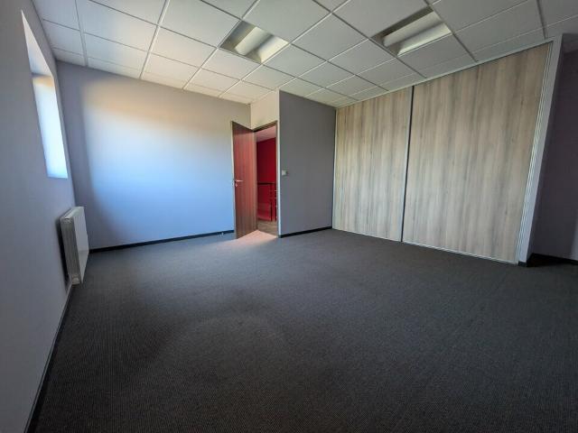 Bureau location à Rouen, Saint-jean-du-cardonnay