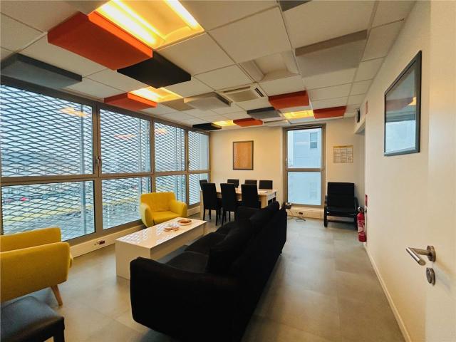 Bureau location à Hôtel de Ville, Saint-nazaire