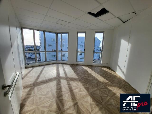 Bureau location à Herbins Gare, Saint-nazaire