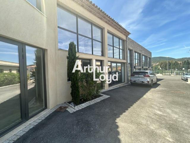 Bureau location à Arrondissement de Draguignan, Sainte-maxime
