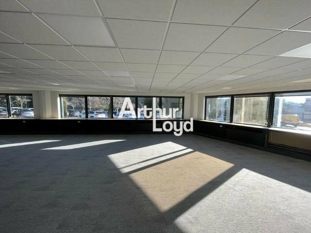 Bureau location à Sophia Antipolis, Mougins