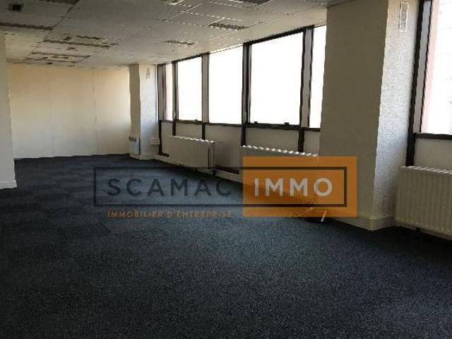 Bureau location à Torcy