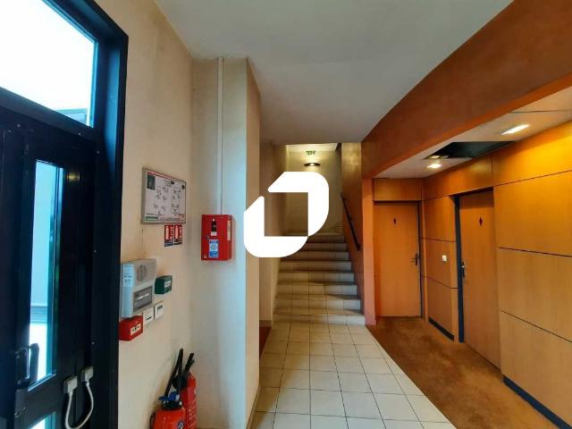 Local Commercial location à Palaiseau, Villebon-sur-yvette