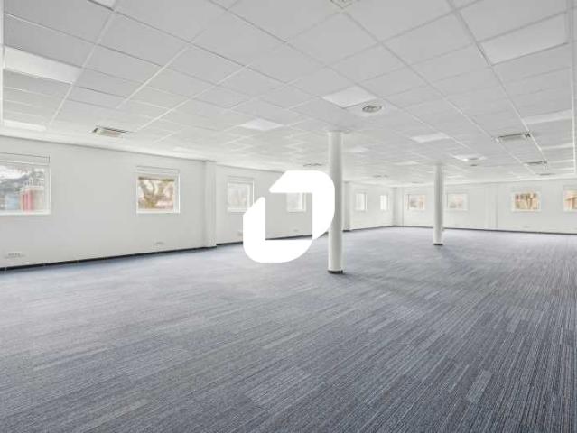 Bureau location à Villeneuve-la-garenne