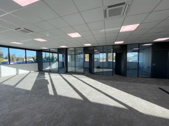 Bureau location à Nanterre, Villeneuve-la-garenne