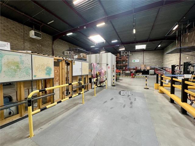 Local Commercial location à France métropolitaine, Saint-denis