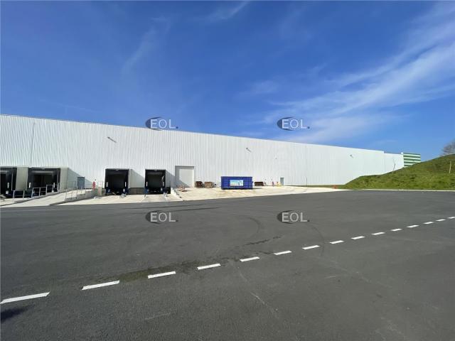 Local Commercial location à Pontoise, Bruyères-sur-oise