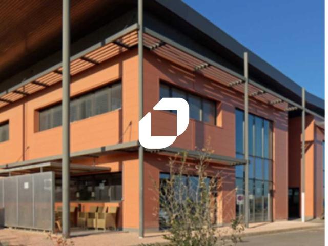 Local Commercial location à Arles, Saint-martin-de-crau
