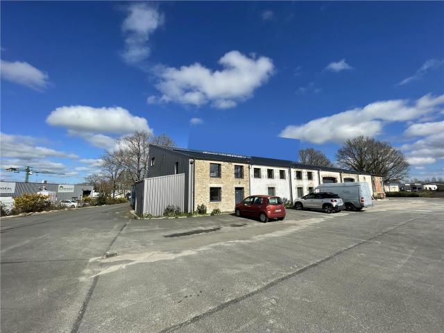 Local Commercial location à Saint-Nazaire, Malville