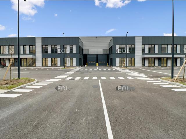 Local Commercial location à Le Bourget, Seine-Saint-Denis