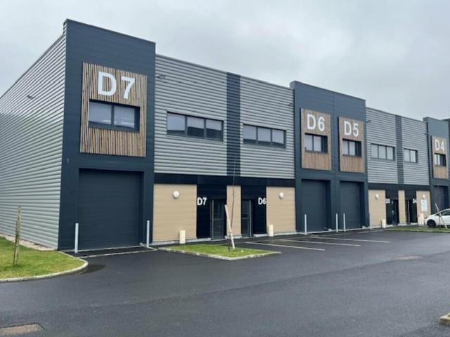 Local Commercial location à Lille, Lesquin