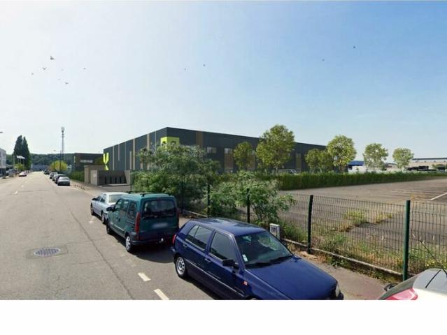 Local Commercial location à Le Mans