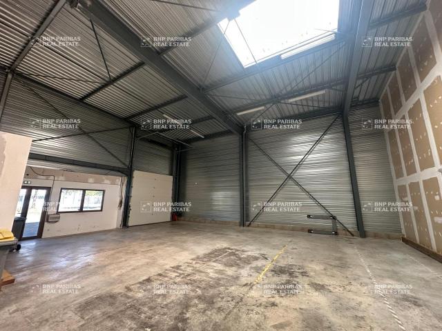 Local Commercial location à Le Bourg, Montlouis-sur-Loire