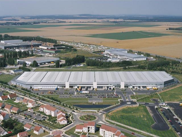 Local Commercial location à Senlis, Le Plessis-belleville