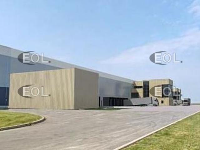 Local Commercial location à Senlis, Nanteuil-le-haudouin