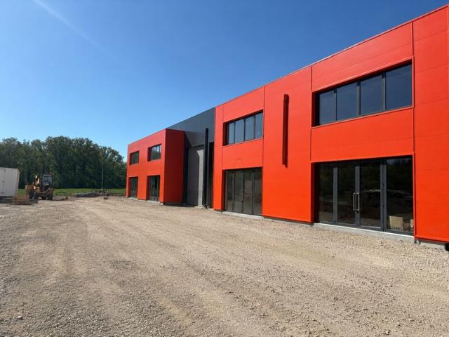 Local Commercial location à Orléans, Saran