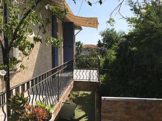 Chambre location à Grasse, Antibes