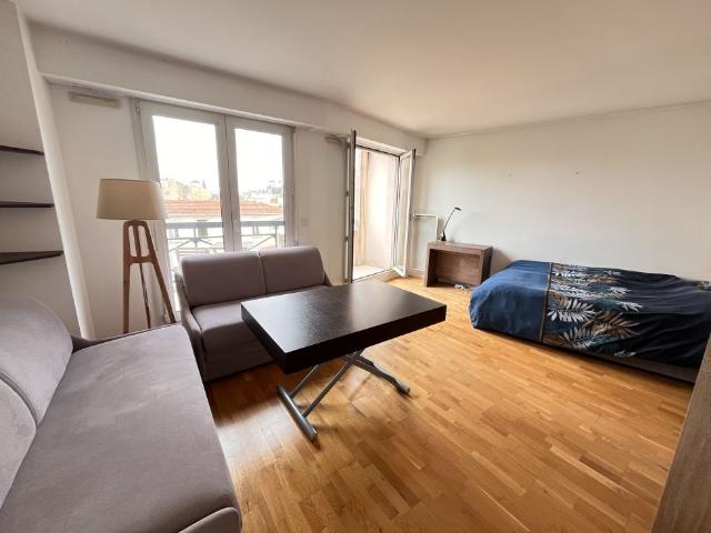 Studio location à Résidence des Fleurs, Maisons-Alfort